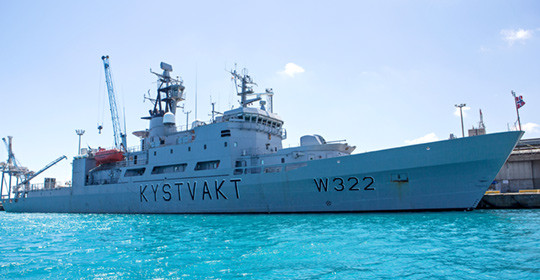 Kystvaktfart&oslash;yet KV Andenes, eskortefart&oslash;y for utskipning av kjemikalier fra Syria. Foto: Forsvaret
