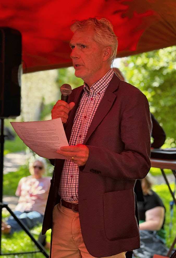 AKTIV: Lars Lien var aktiv under mange debatter under Arendalsuka. Her fra lanseringen av &laquo;1001-alliansen&raquo;.